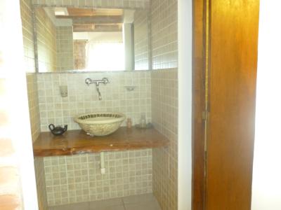 Casa en alquiler en Villa Cura Brochero. 3 ambientes, 1 baño y capacidad de 1 a 4 personas. 