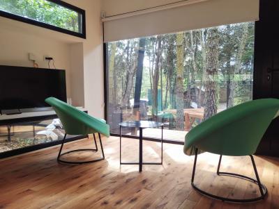 Casa en alquiler en Mar Azul. 1 ambientes, 1 baño y capacidad de 1 a 2 personas. 