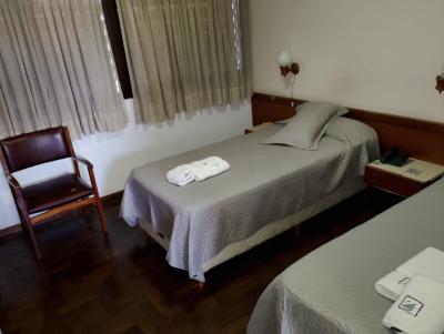 Hotel en alquiler en Las Heras. 1 ambientes, 1 baño y capacidad de 1 a 30 personas. 