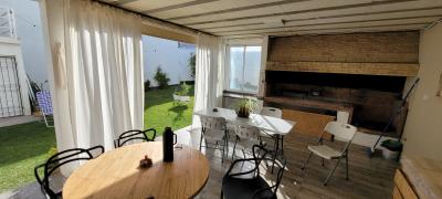 Departamento en alquiler en Las Grutas. 1 ambientes, 1 baño y capacidad de 1 a 5 personas. 