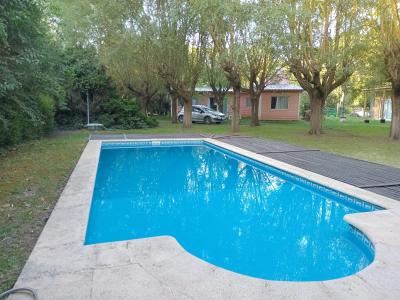 Cabaña con pileta en Mar de Cobo