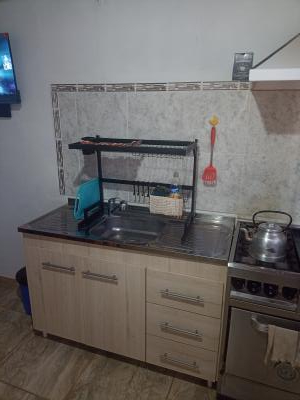 Departamento en alquiler en Villa Cura Brochero. 4 ambientes, 1 baño y capacidad de 1 a 4 personas. 