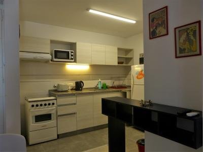 Departamento en alquiler en Ciudad de Córdoba. 3 ambientes, 1 ba&ntilde;o y capacidad de 1 a 2 personas. 