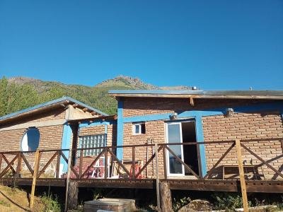 Casa en alquiler en Chubut. 2 ambientes, 1 ba&ntilde;o y capacidad de 1 a 3 personas. 