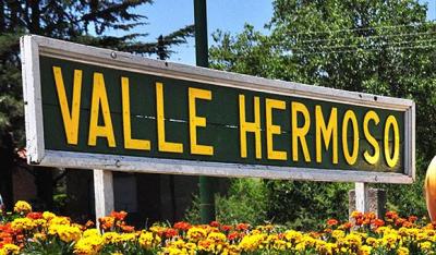 Cabaña en alquiler en Valle Hermoso. 2 ambientes, 1 baño y capacidad de 1 a 4 personas. 