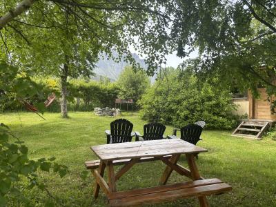Cabaña en alquiler en El Bolsón. 4 ambientes, 1 baño y capacidad de 1 a 6 personas. 