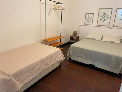 Complejo habitacional en alquiler en Luján de Cuyo. 5 ambientes, 7 baños y capacidad de 1 a 20 personas. 