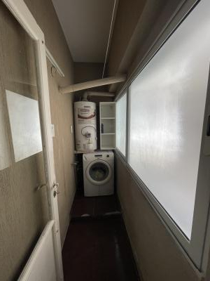 Departamento en alquiler en Necochea. 3 ambientes, 1 baño y capacidad de 1 a 5 personas. 